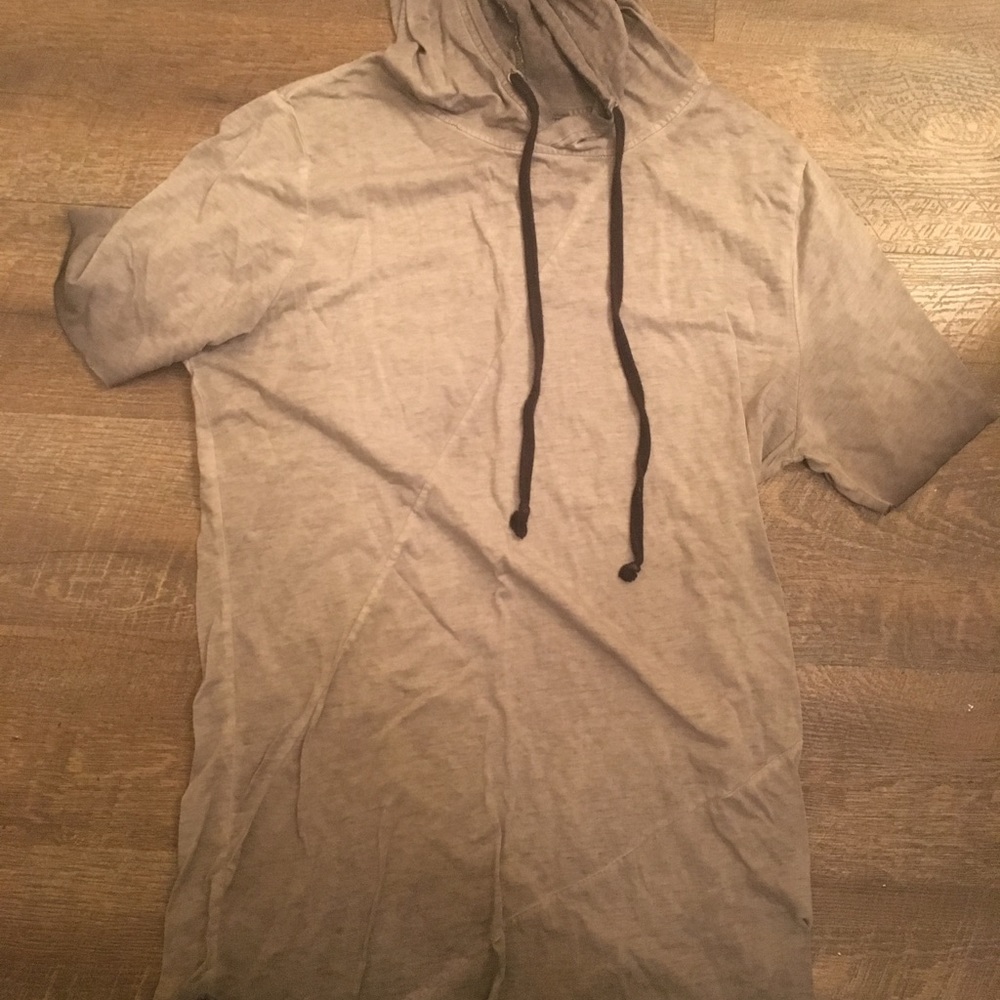 H&M short sleeve pullover hoodie
